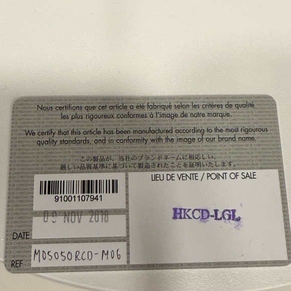 LADY DIOR SMALL IN LIKE NEED COND.  ALL HAND-BEADED AND STITCHED. - Picture 7 of 8